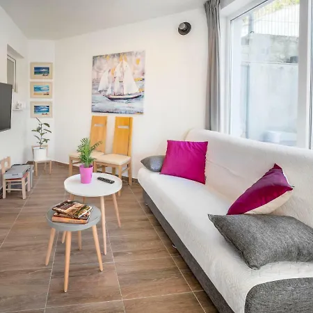 Apartment Nikas-1